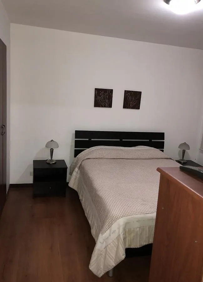 アパート Swiss Plaza Suite キト エクアドル