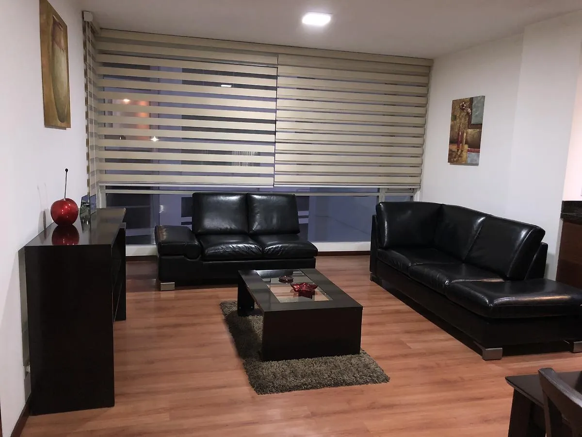アパート Swiss Plaza Suite キト